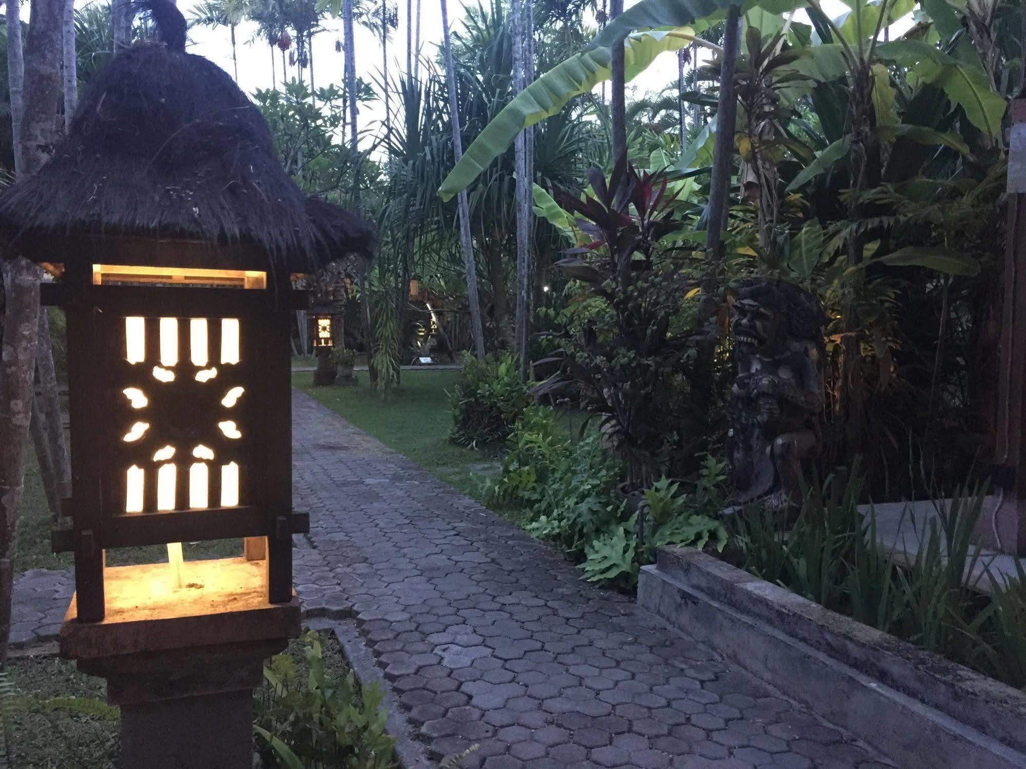 Bumi Ayu Bungalow Sanur Eksteriør bilde